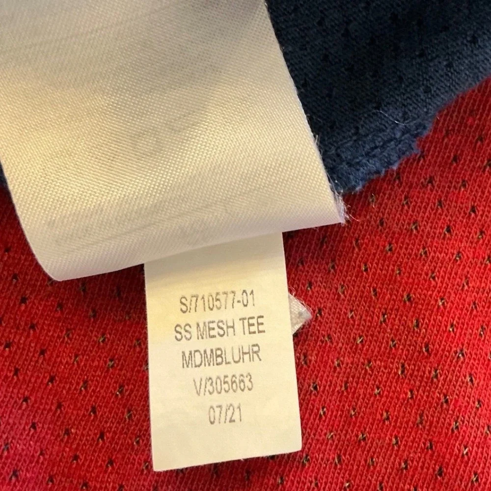 Banana Republic SS Mesh Tee Lot 2 Mens XL Red Blue Quick Dry Moisture Wicking